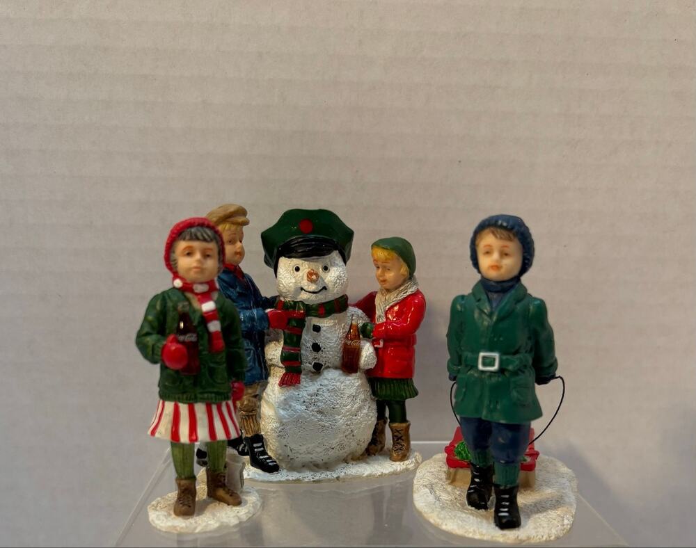 VTG Coca-Cola Christmas Village Lot  Snowman,Carolers,skating girl delivery boy